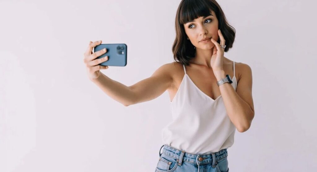 Selfie Captions: The Ultimate 2026 Guide to the Best Selfie Captions for Instagram in the USA